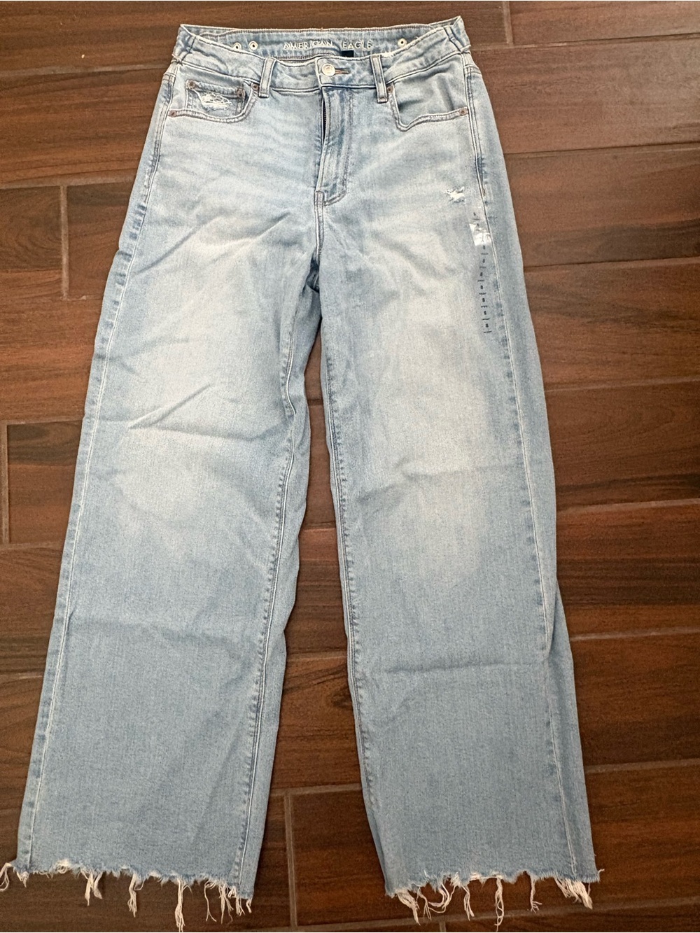American Eagle Outfitters Light Wash High Rise Wide Leg Jeans - Picture 1 of 4